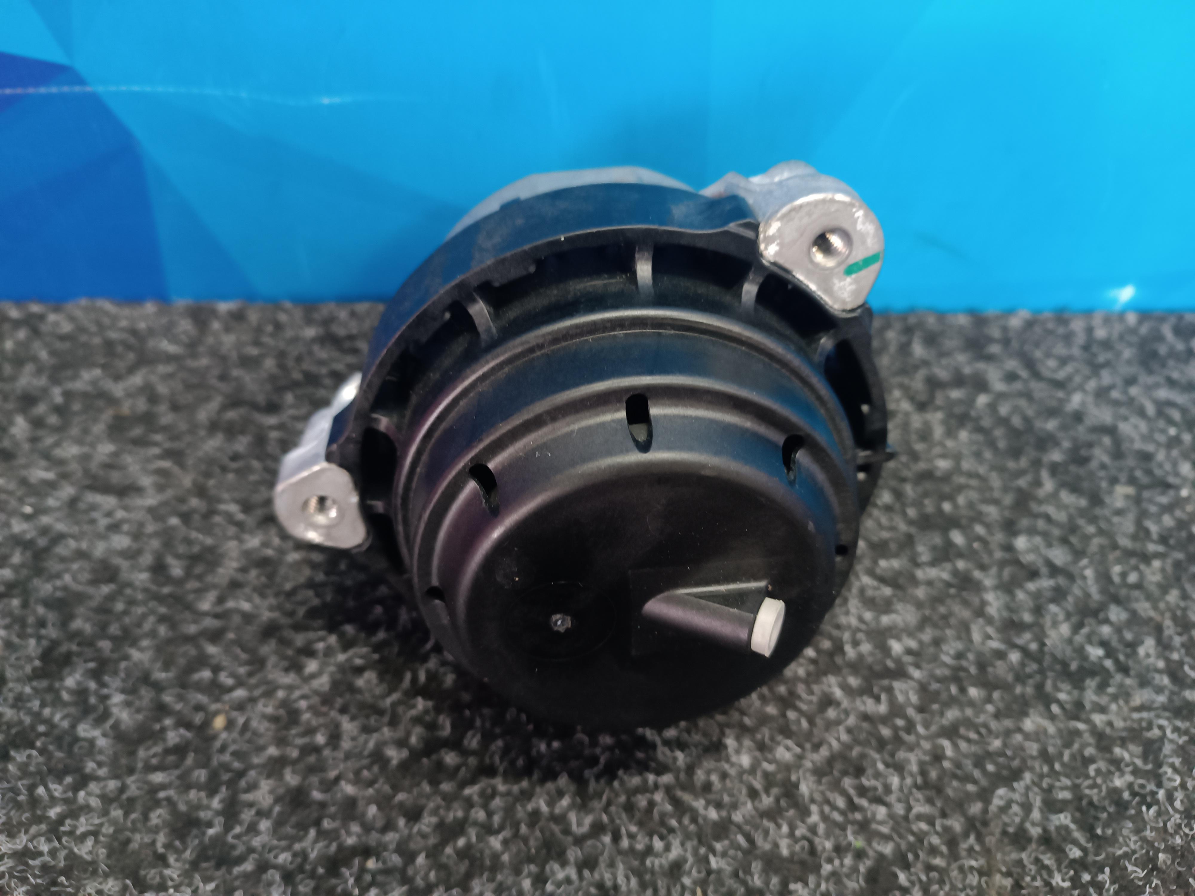 Б/В Подушка двигуна BMW X3 G01 - 1