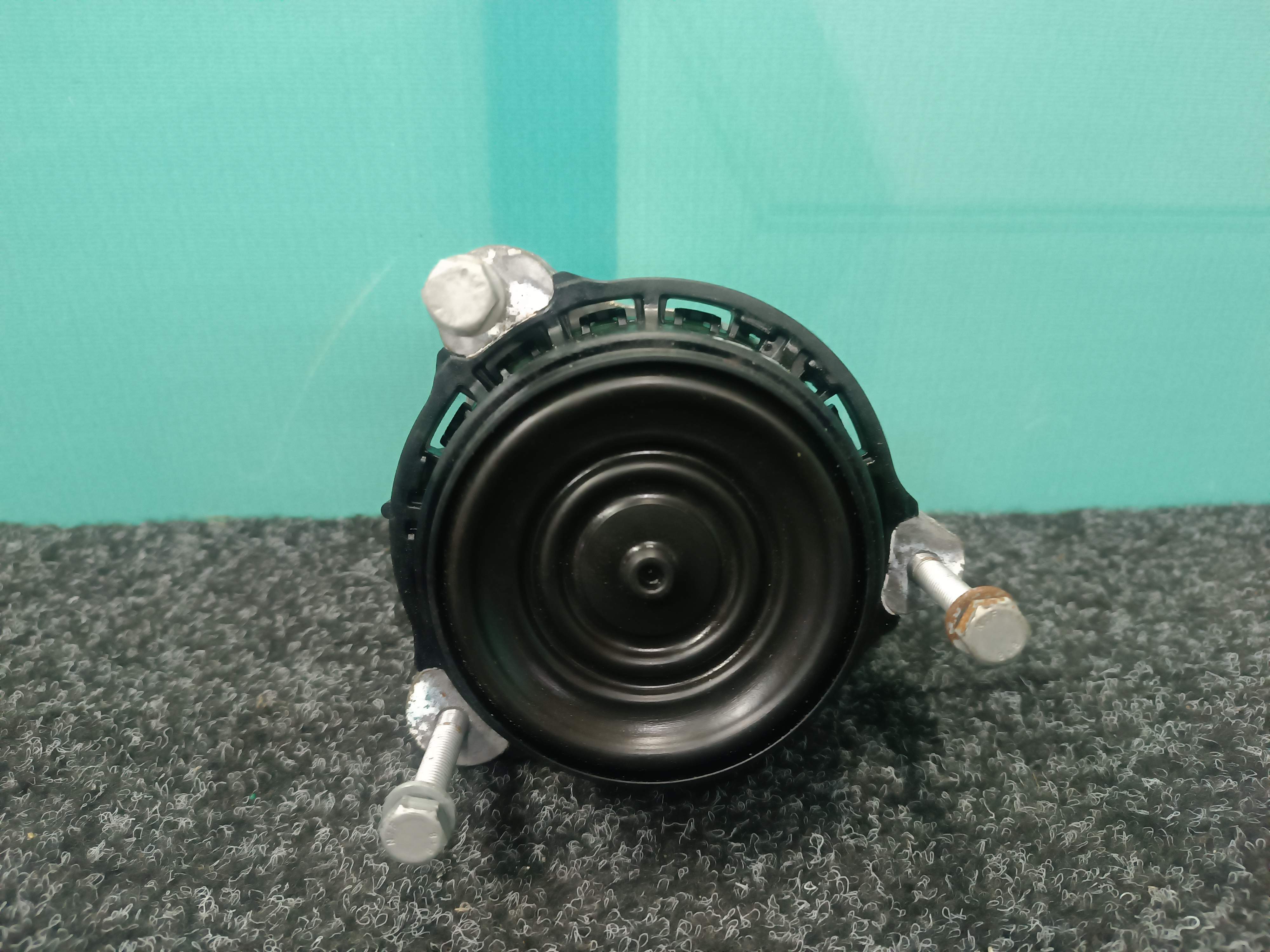 Б/В Подушка двигуна BMW XM G09 - 1