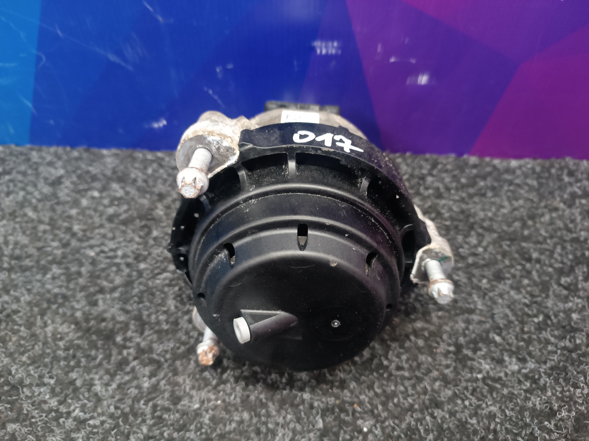 Б/В Подушка двигуна BMW X3 G01 - 1