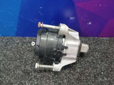 Б/В Подушка двигуна BMW X5 G05