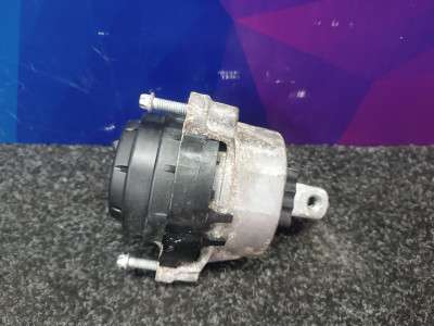 Б/В Подушка двигуна BMW X3 G01